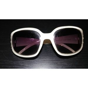 ❤NWOT - SunGlasses - White/Clear With Jewels!